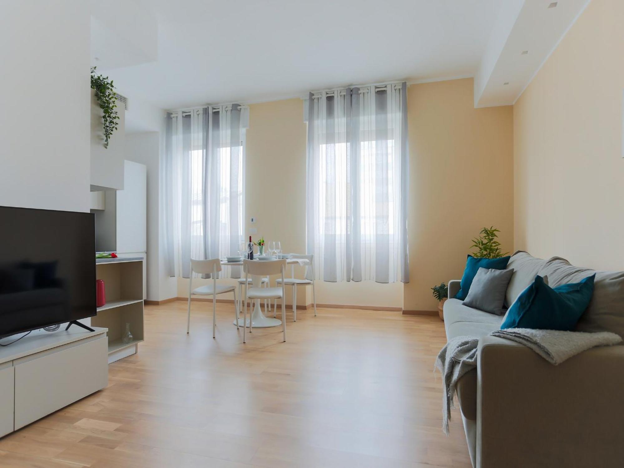 The Best Rent - Bright One-Bedroom Apartment In Corso Vittorio Emanuele II Milan Exterior photo